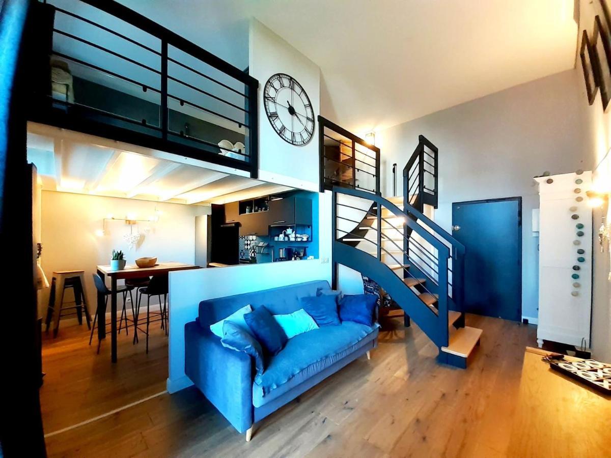 Apartment En Duplex Esprit Loft Avec Balcon Vue Mer, Et Piscine Exterieure *